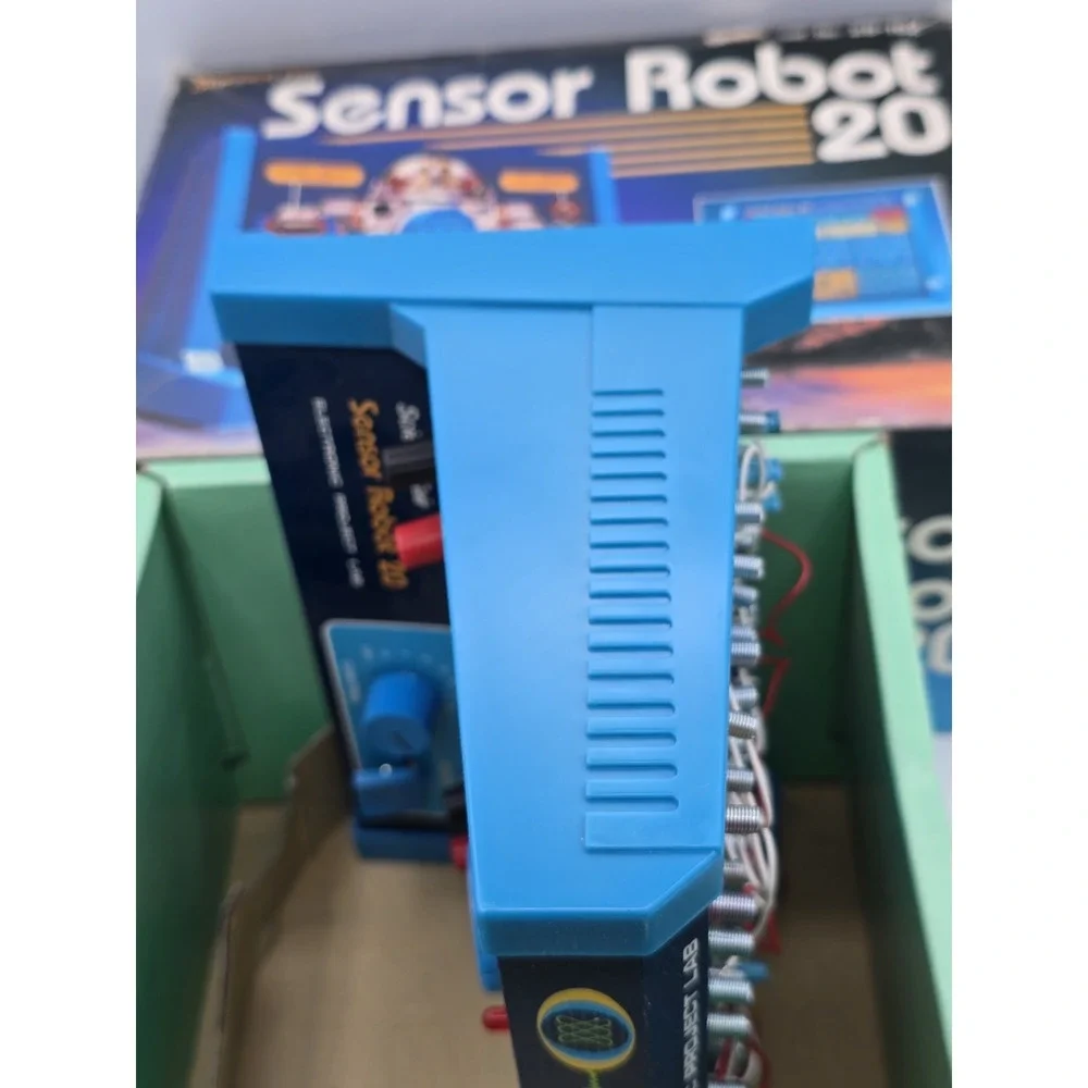 Vintage Radioshack Science Fair SENSOR ROBOT 20 Electronic‎ Project Lab